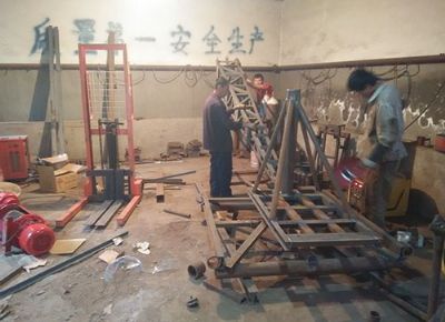 點擊查看詳細信息<br>標題：華友機械多用途吊J 閱讀次數(shù)：7726